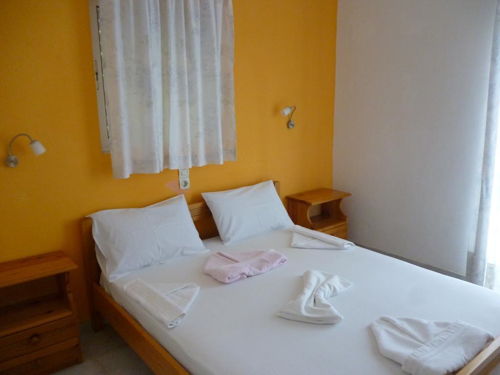 Lichnos Babis Taverna & Rooms Parga Exterior foto